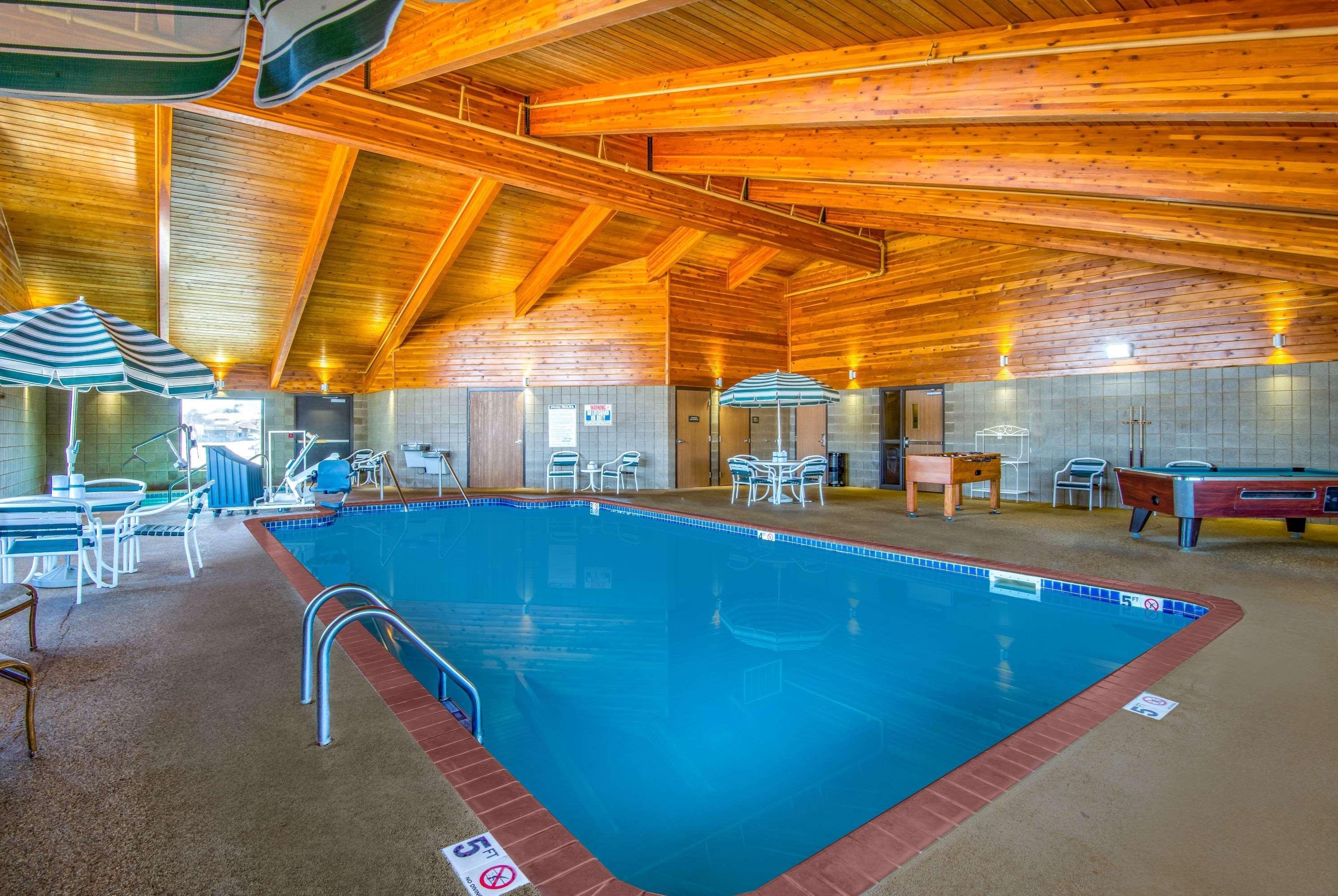 Americinn By Wyndham Pampa Event Center Экстерьер фото